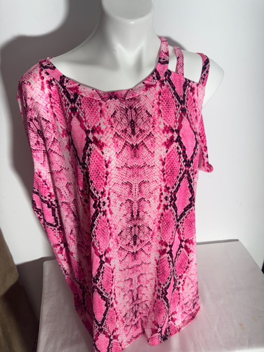 Sew In Love Pink Snake-Print Cutout Shoulder Top